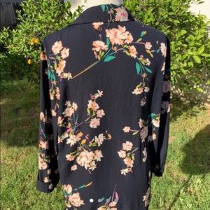 Audrey 3+1 Open Floral Blazer w/ Cuffed Sleeves